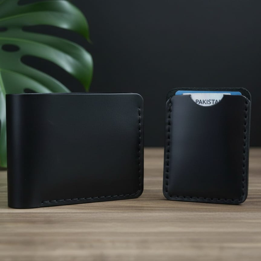 Handmade leather Wallet + Free Compact Holder